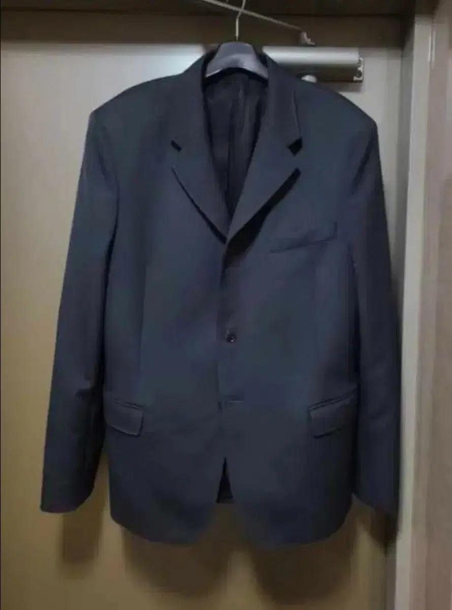 르메르 다크그레이 블레이저