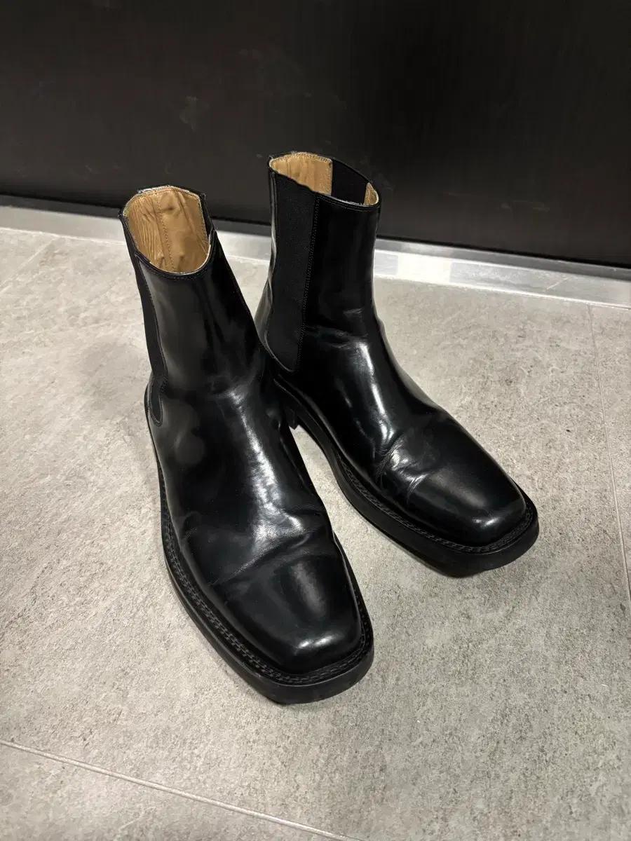 로스트가든 세미스퀘어 부츠 255