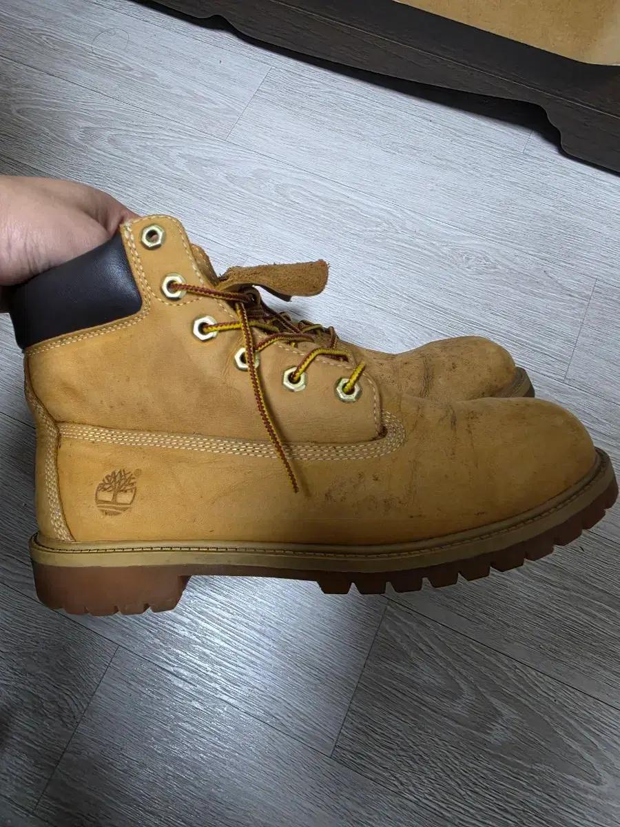 팀버랜드 여성부츠 220사이즈