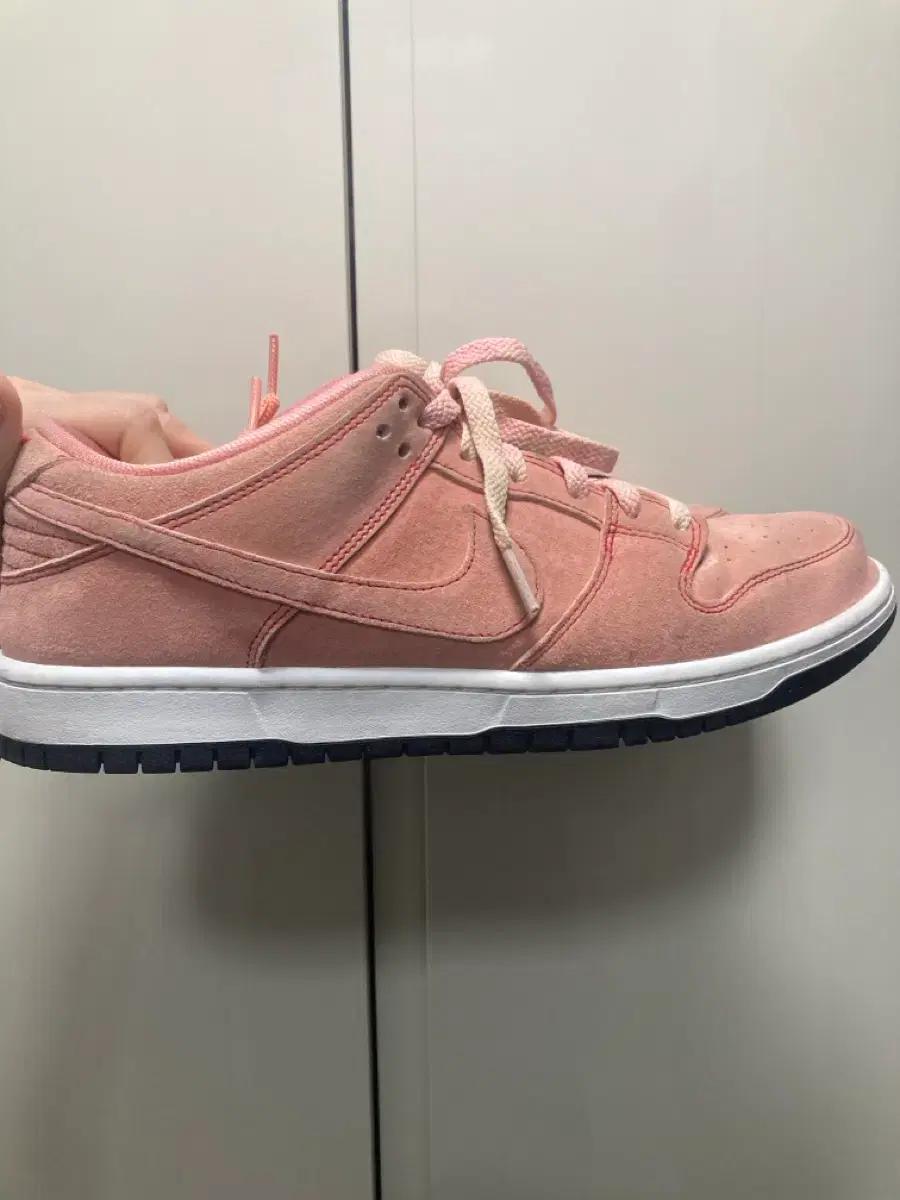 나이키 SB 덩크 로우 프로 핑크 피그(류준열 덩크) 280 사이즈