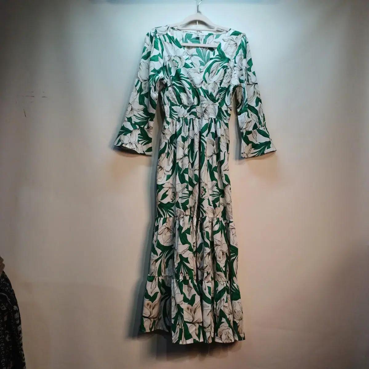 플라워 패턴 롱 원피스 그린/화이트 80사이즈 봄여름 512012