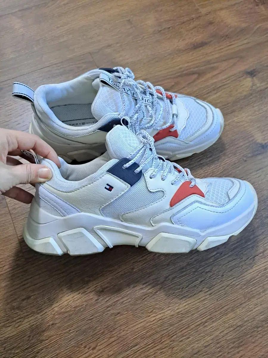 타미힐피거  청키 스니커즈 키높이 운동화 240사이즈