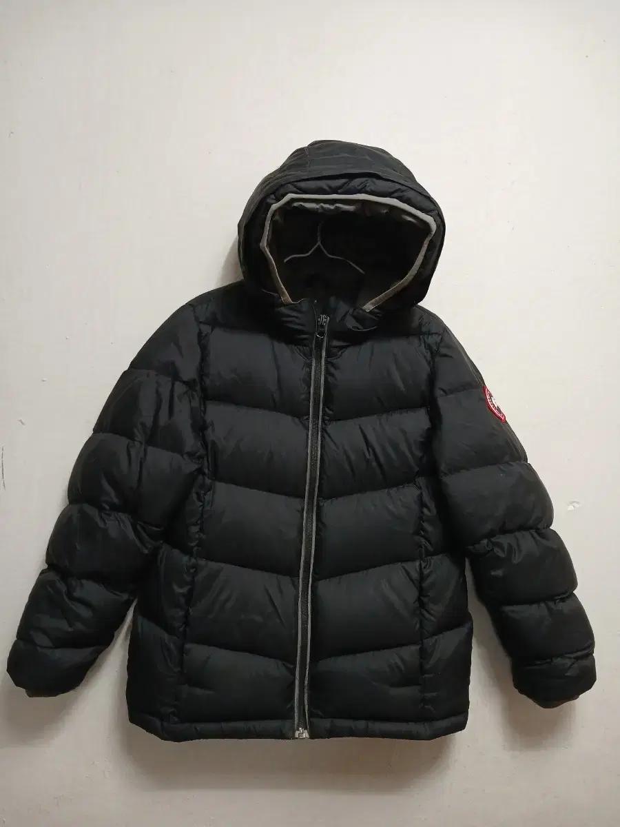 캐나다구스 키즈 블랙 패딩 다운점퍼 사이즈 S(7-8)