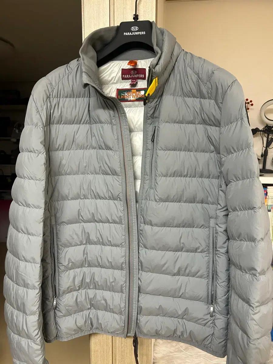 파라점퍼스유고 경량패딩 xxl 라이트 블루 23fw