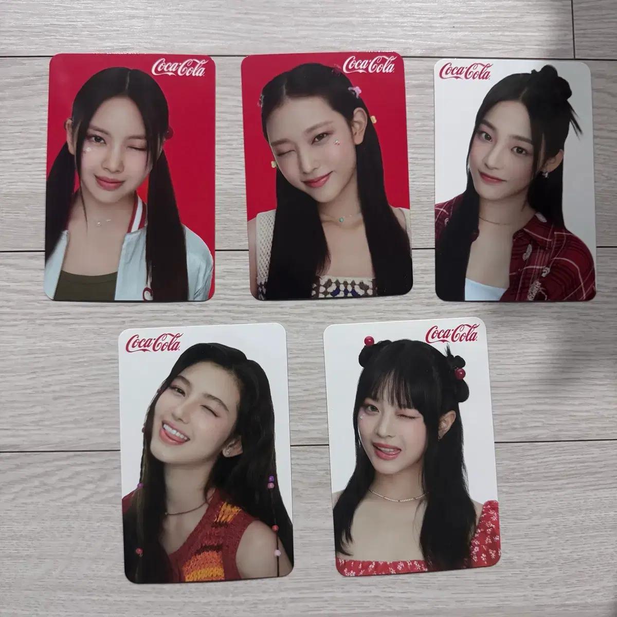 뉴진스X코카콜라 포토카드 굿즈 엽서