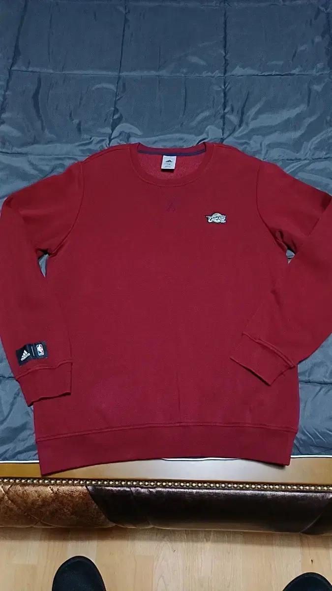 아디다스 클리블랜드 기모맨투맨 실측105 가슴58 기장73