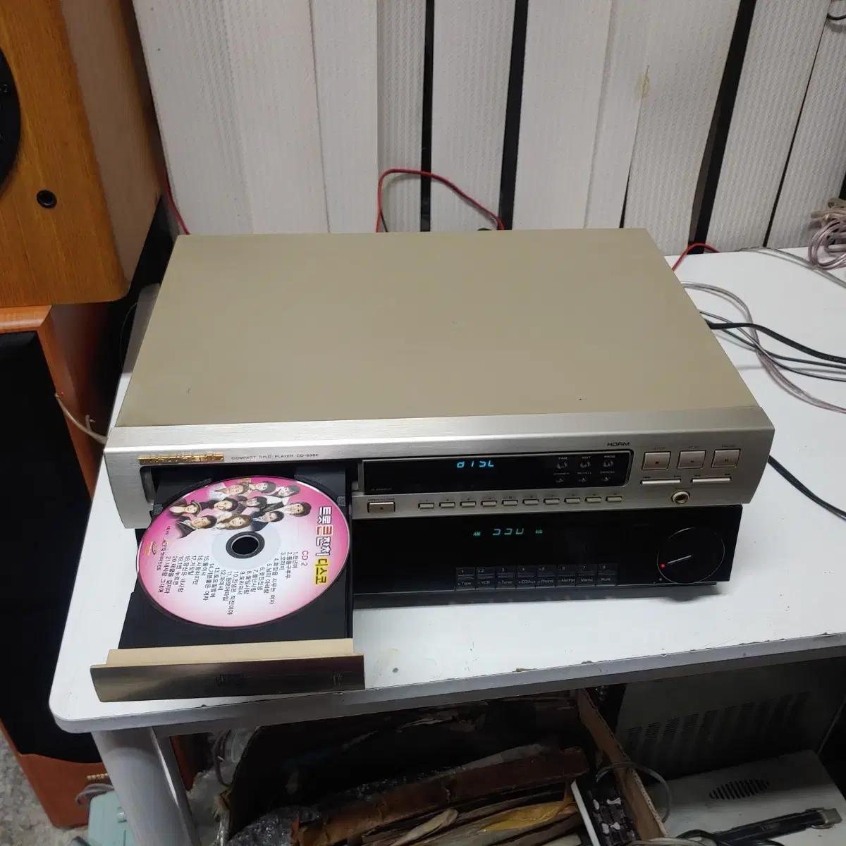 마란츠 CD63/12G 시디플레이어 입니다