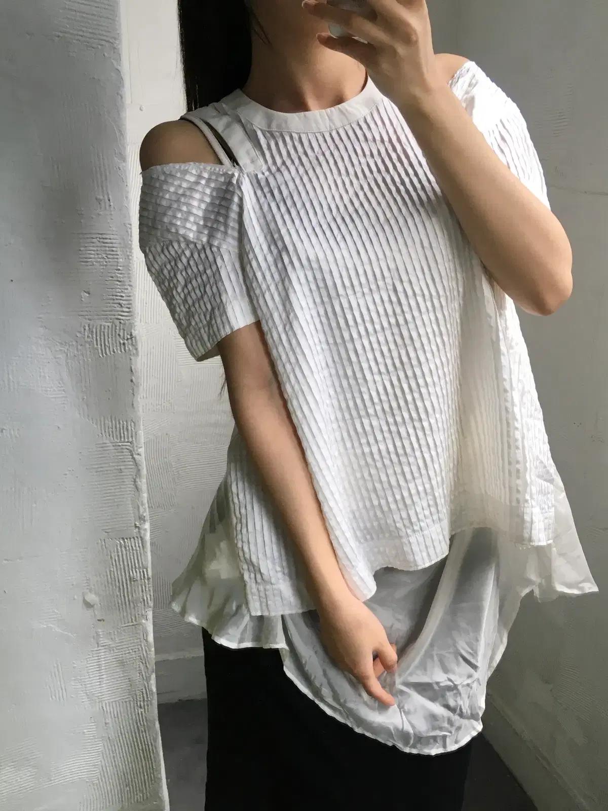 Sacai 사카이 화이트 레이어드 블라우스