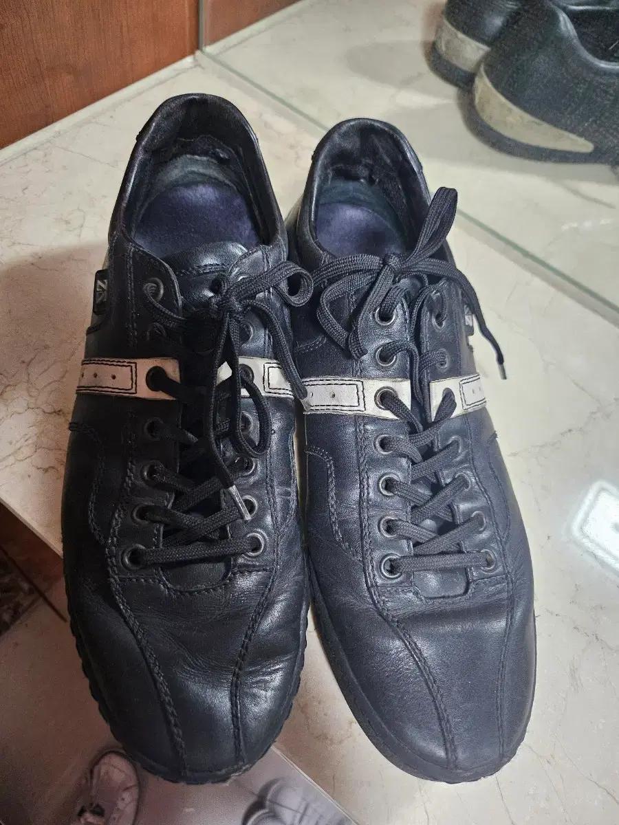 에르메질도 제냐 남자 스니커즈