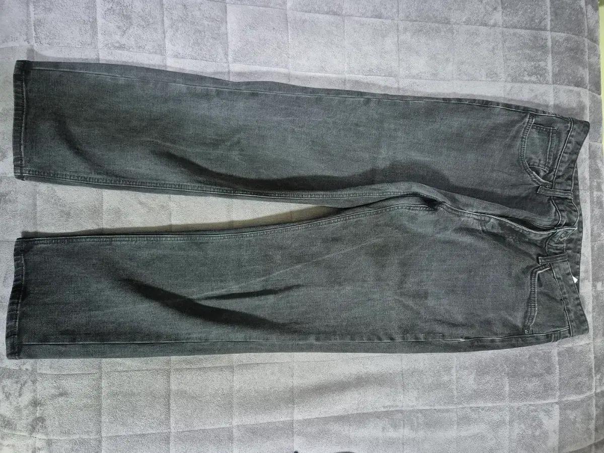 스파오 청바지 84