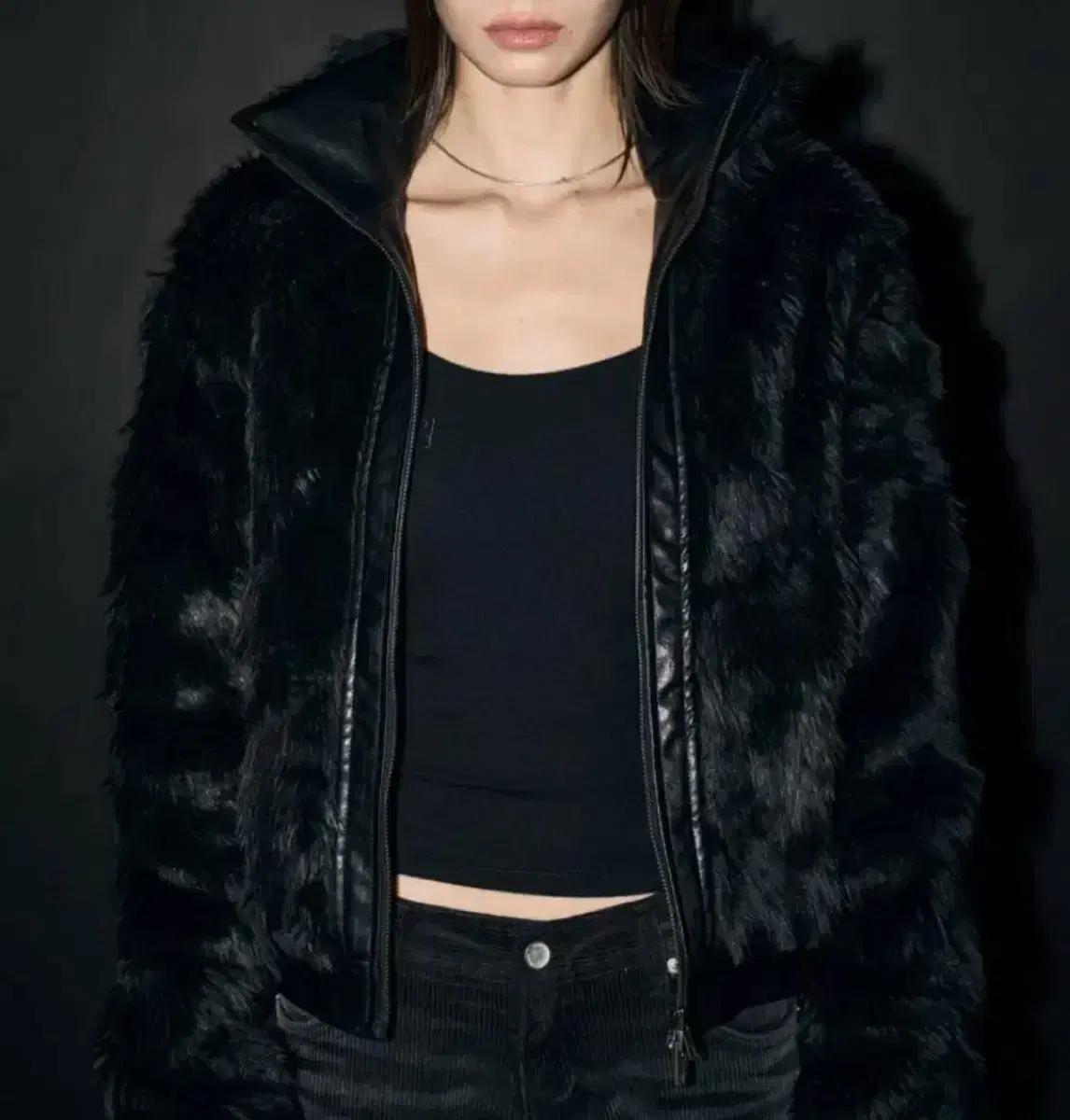 보헤미안서울 하이넥 투웨이 퍼자켓 블랙