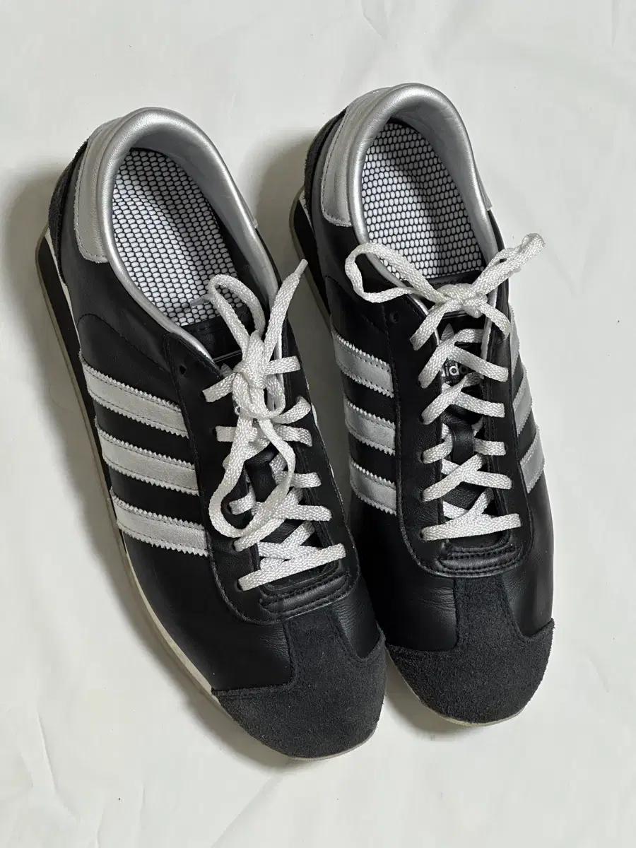 아디다스 컨트리 OG스니커즈 운동화