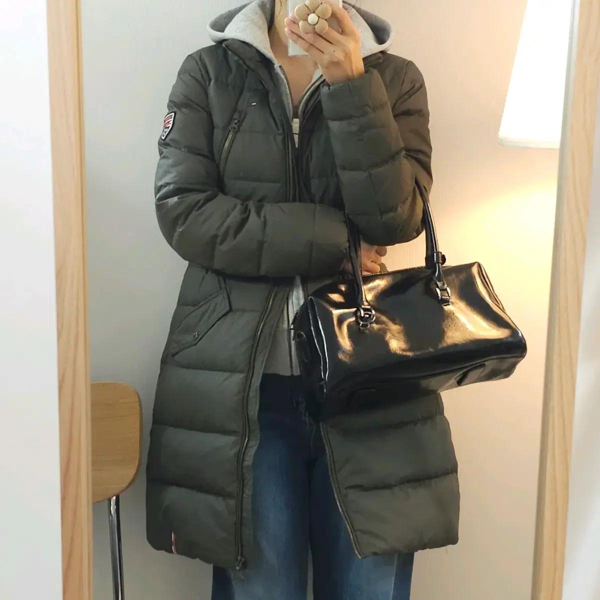 (S)타미힐피거 여성 빈티지 롱패딩 덕다운 겨울 아우터 카키 W1552