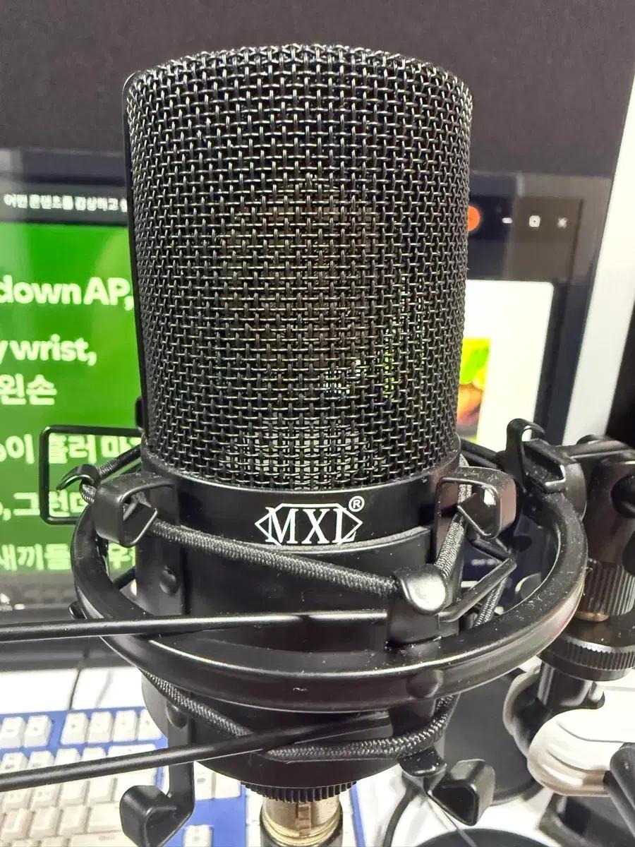Mxl 990 블랙 마이크