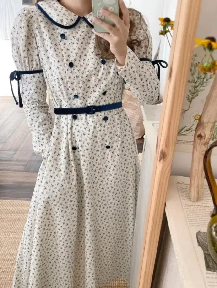 미미부티크 리본 퍼프 원피스 블루 제주룩 둥근카라 코튼100 벨벳