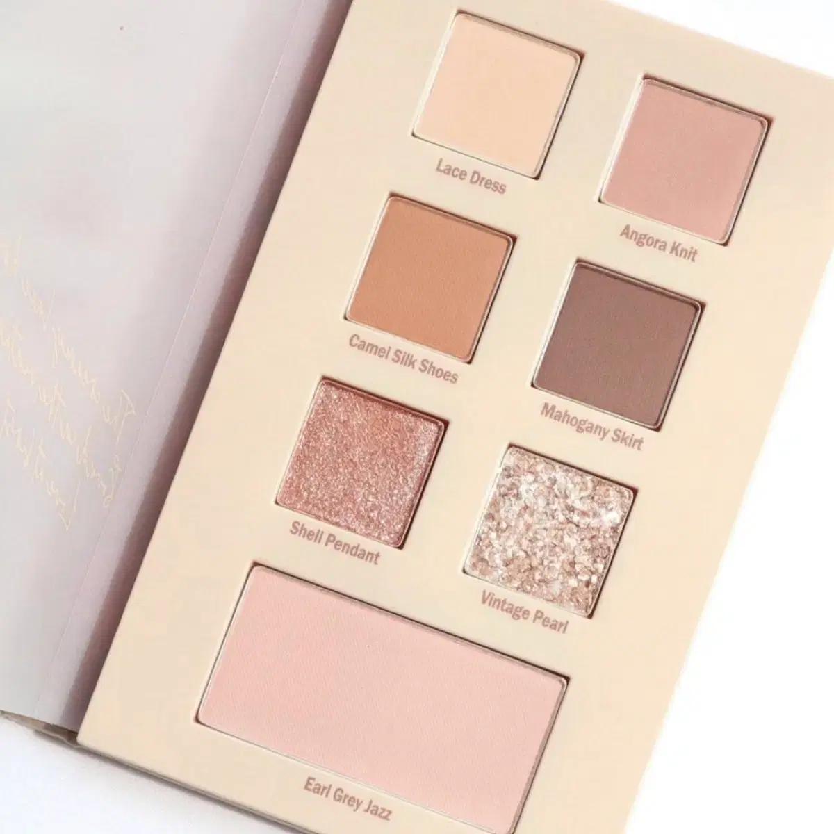 [75%할인] 에스쁘아 룩북 팔레트 빈티지 레이스