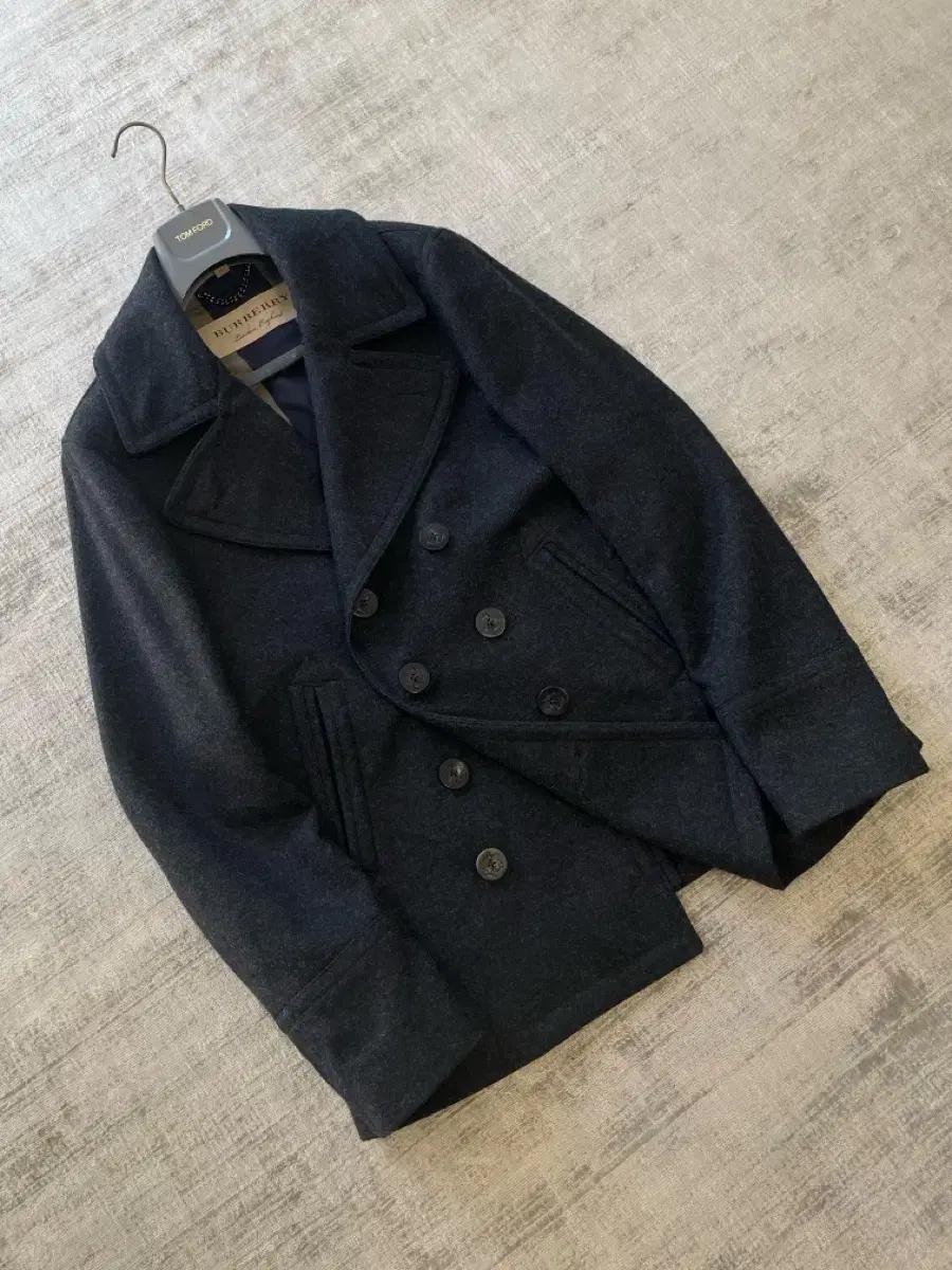 버버리 신형탭 캐시미어울 피코트 차콜 그레이 수트케이스 포함