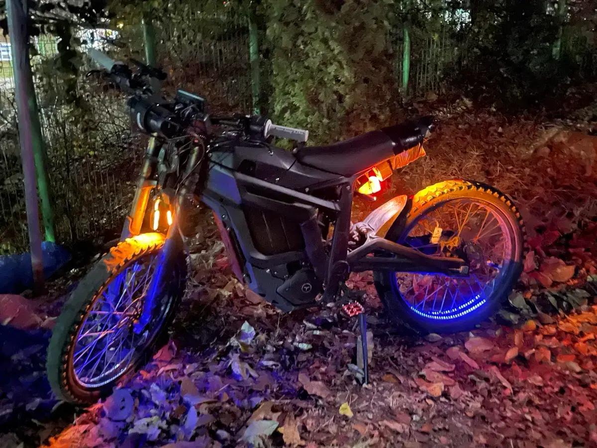 써론 탈라리아 스팅 대차