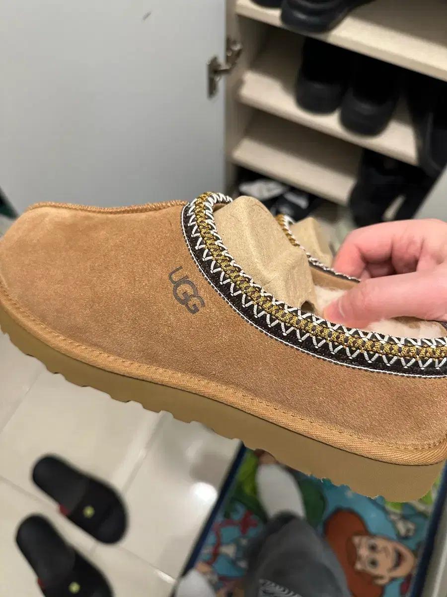 남자 어그 280사이즈 스웨이드 타스만