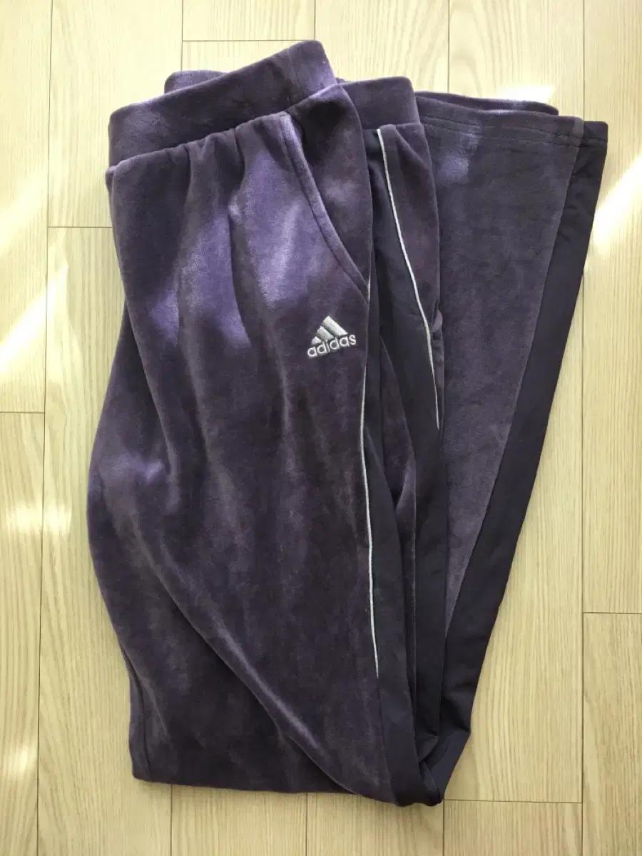 일본 아디다스 희귀 벨루어 벨벳 보라 부츠컷 트레이닝바지 팬츠 y2k