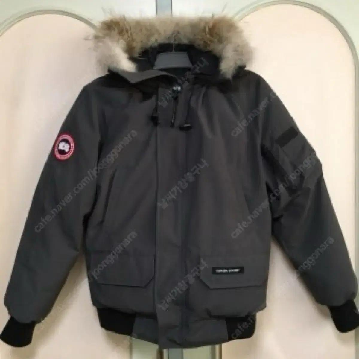 캐나다구스 칠리왁 봄버 L (105) 사이즈 구매 희망합니다.