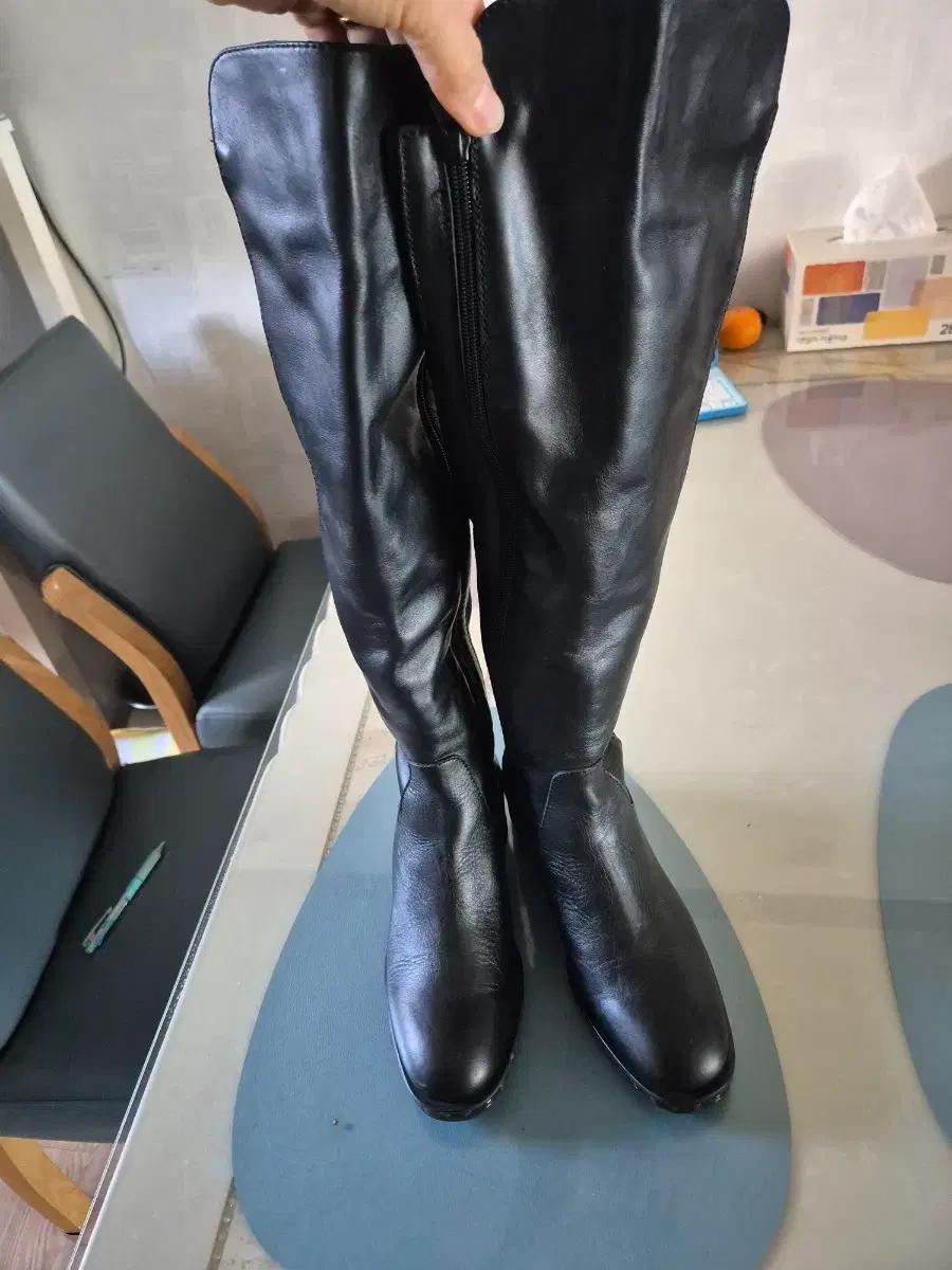 칸나 블랙 소가죽 롱부츠 여성용 원가498000원입니다