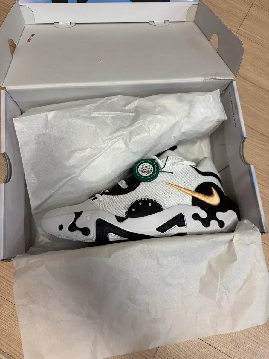 나이키 PG6 농구화 270사이즈