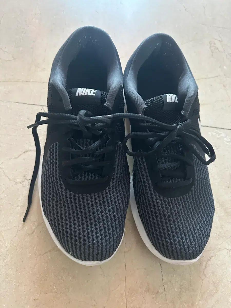 나이키 러닝화 260