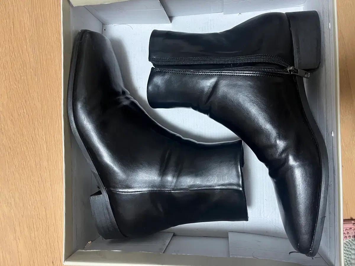 남자 스퀘어토 수제 첼시부츠