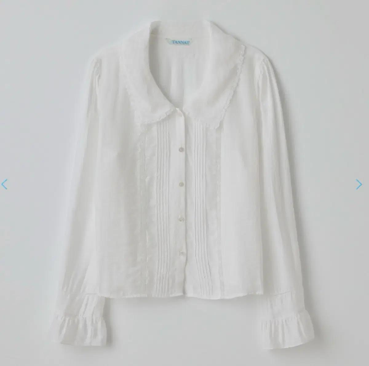 타낫 핀 레이스 블라우스 화이트