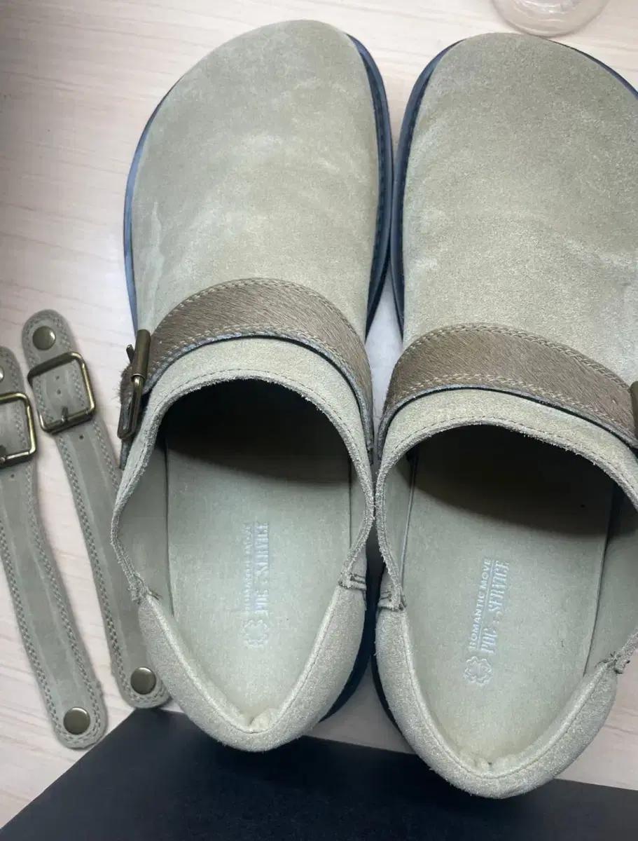 로맨틱무브 후디진호 하드보일드 슬라이드 뮬 280