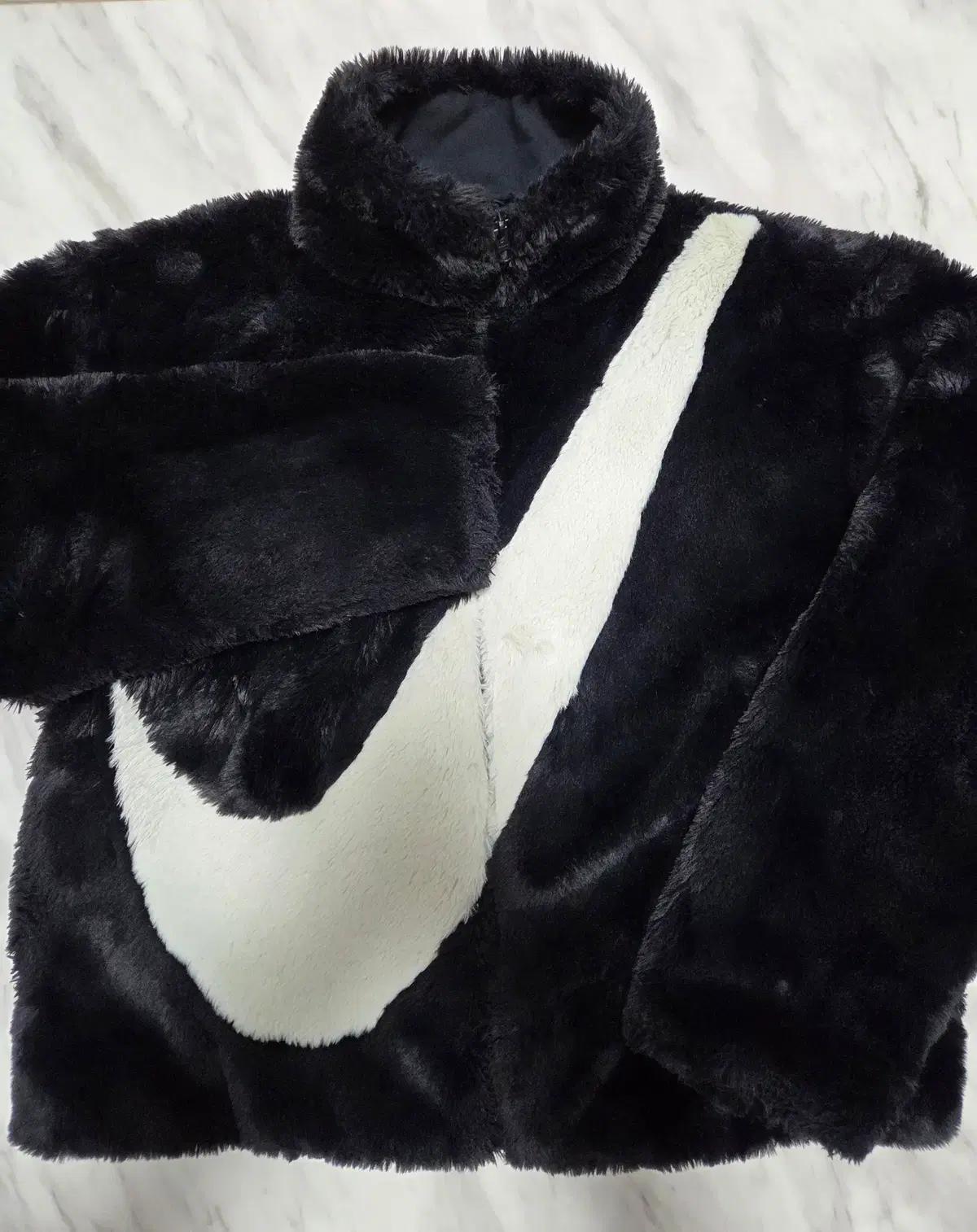 나이키 빅스우시 포우 퍼 자켓