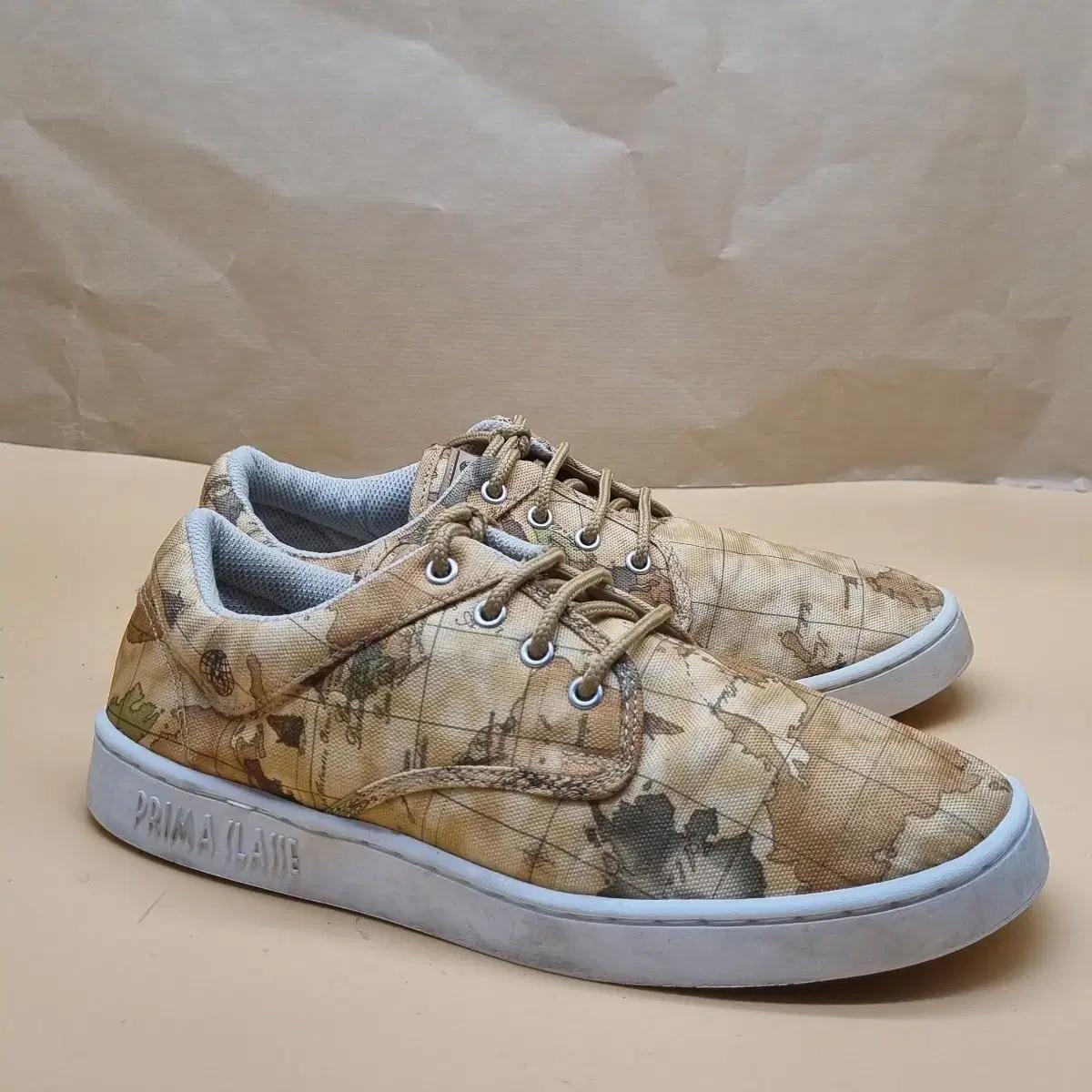 프리마클라쎄 남성스니커즈270.