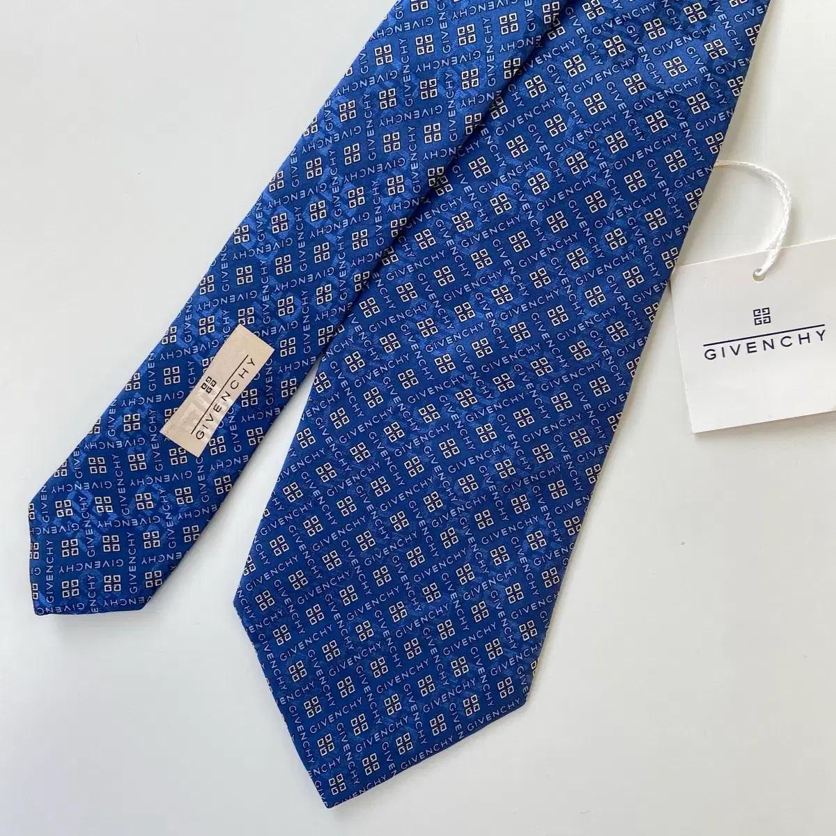택 부착 미사용품 지방시 모노그램 정품 명품넥타이 (GIVENCHY)