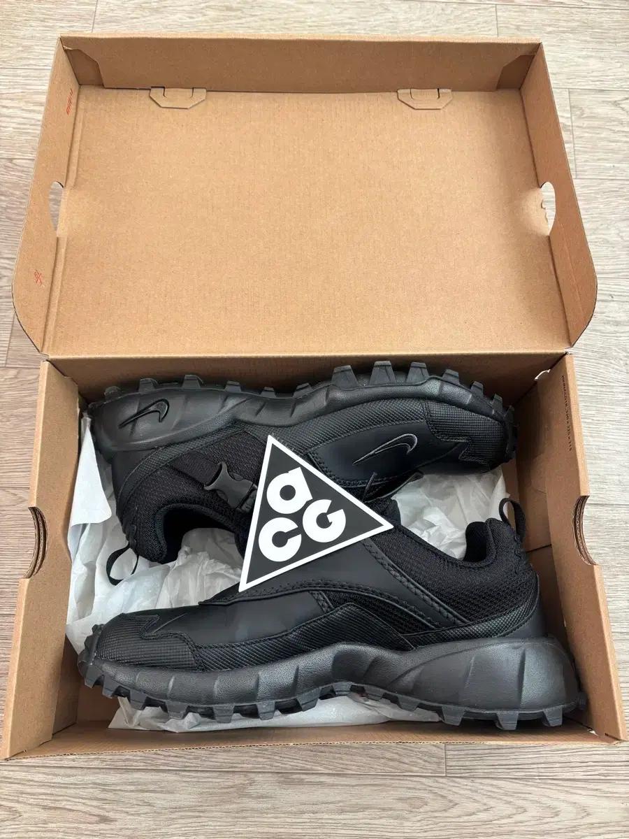 나이키 ACG 파사드 블랙 275