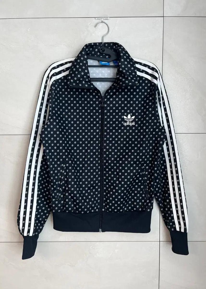 아디다스 파이어버드 입술 도트 져지 [100]