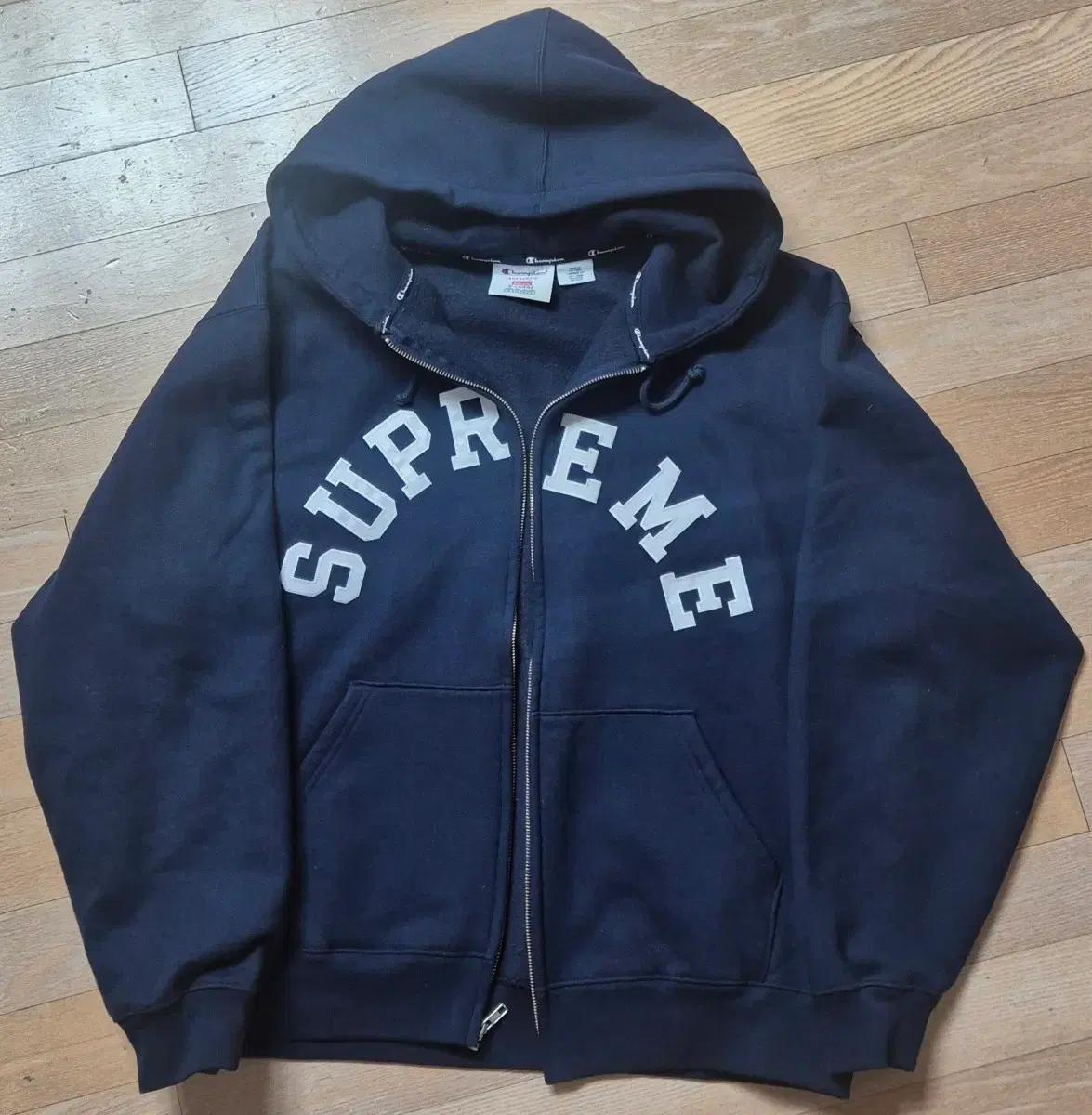 XL / 슈프림x 챔피온 아치 로고 후드집업 네이비 팔아요