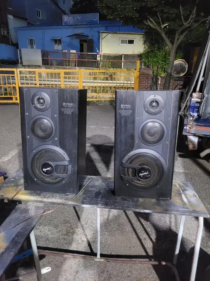 외관 보수한 인켈 DSS-290B 3웨이 스피커/화물만