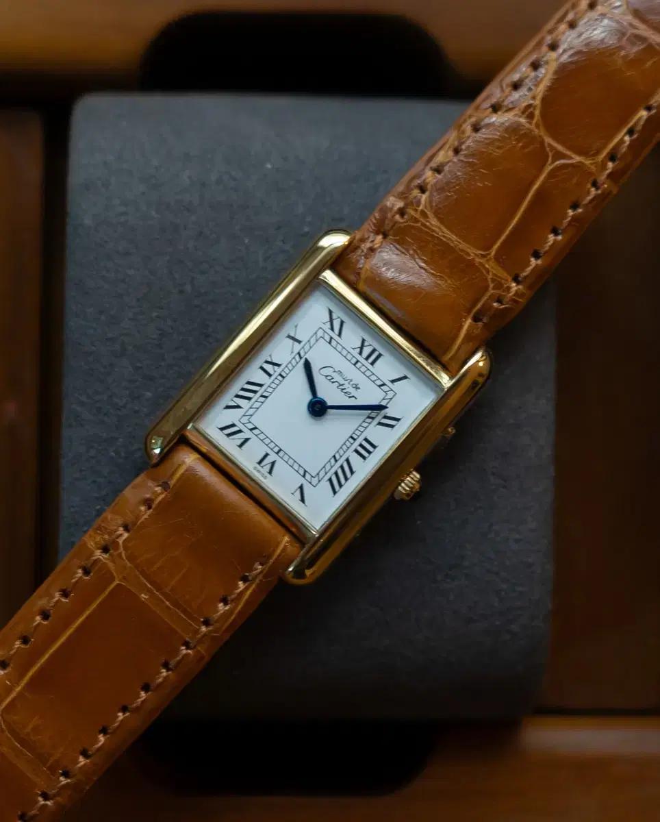 까르띠에 머스트 탱크 sm 쿼츠 시계