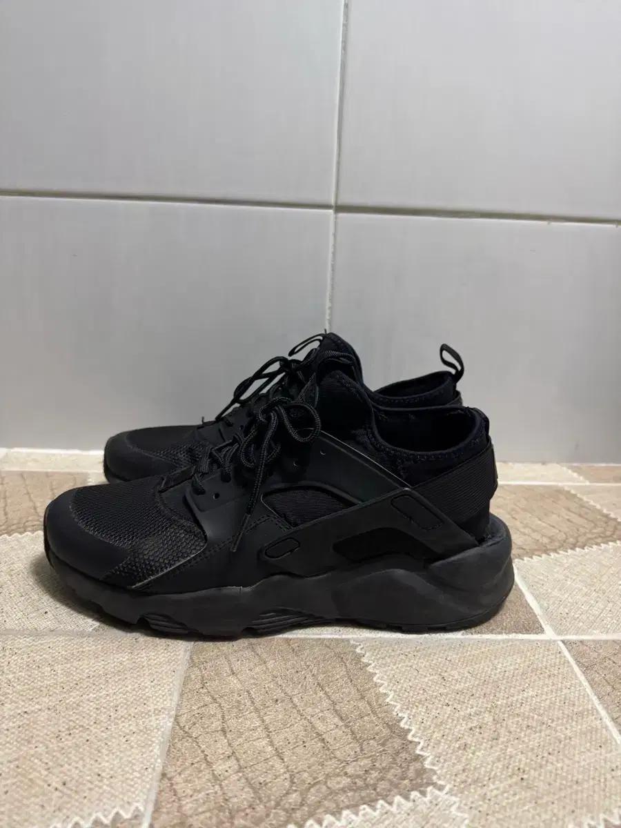 나이키 에어 허라취 260 사이즈