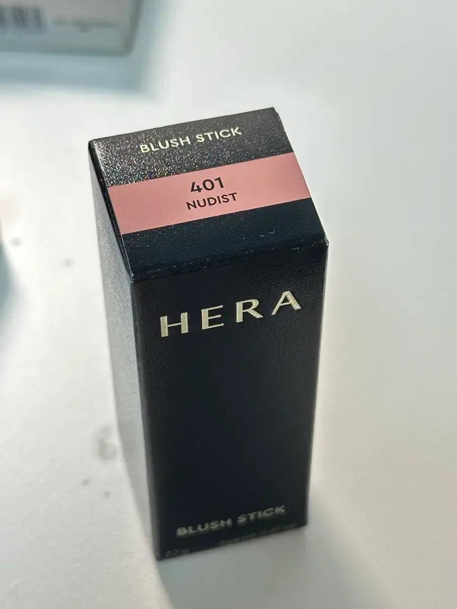 헤라 블러쉬 스틱 401 누디스트