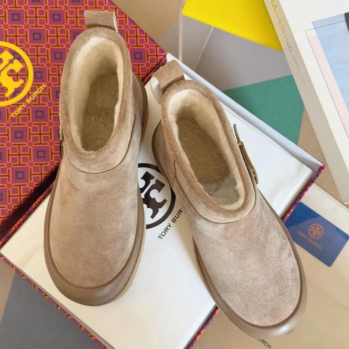 토리버치 여성 겨울 방한 부츠 Mellow Shearling