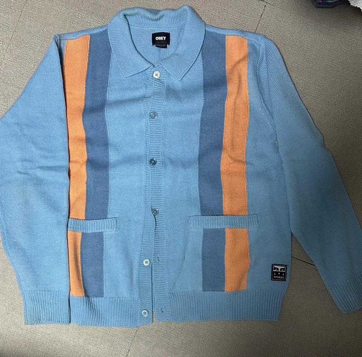아이앱스튜디오 X 오베이 스카이블루 가디건