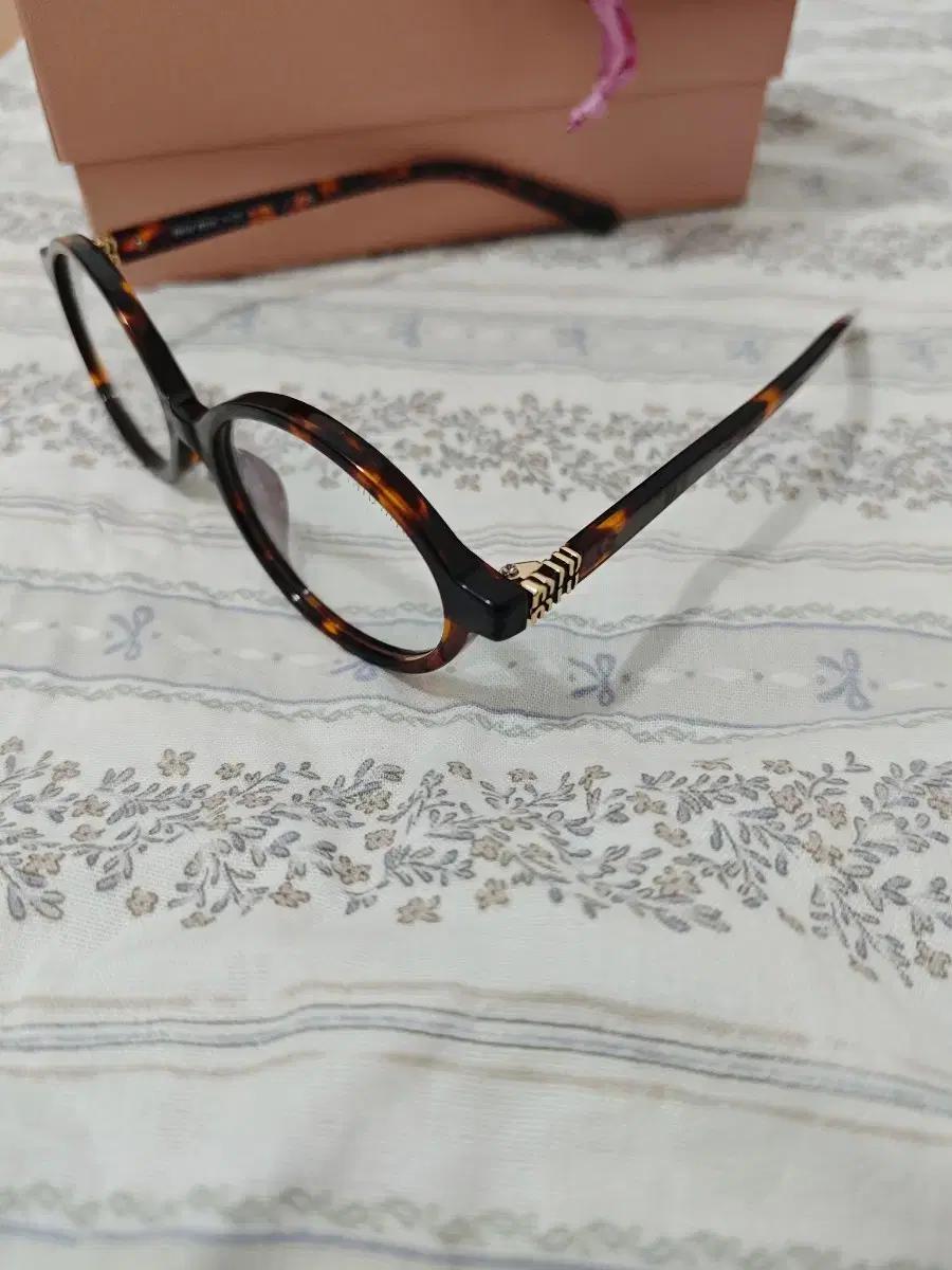 MiuMiu  미우미우 라운드 안경