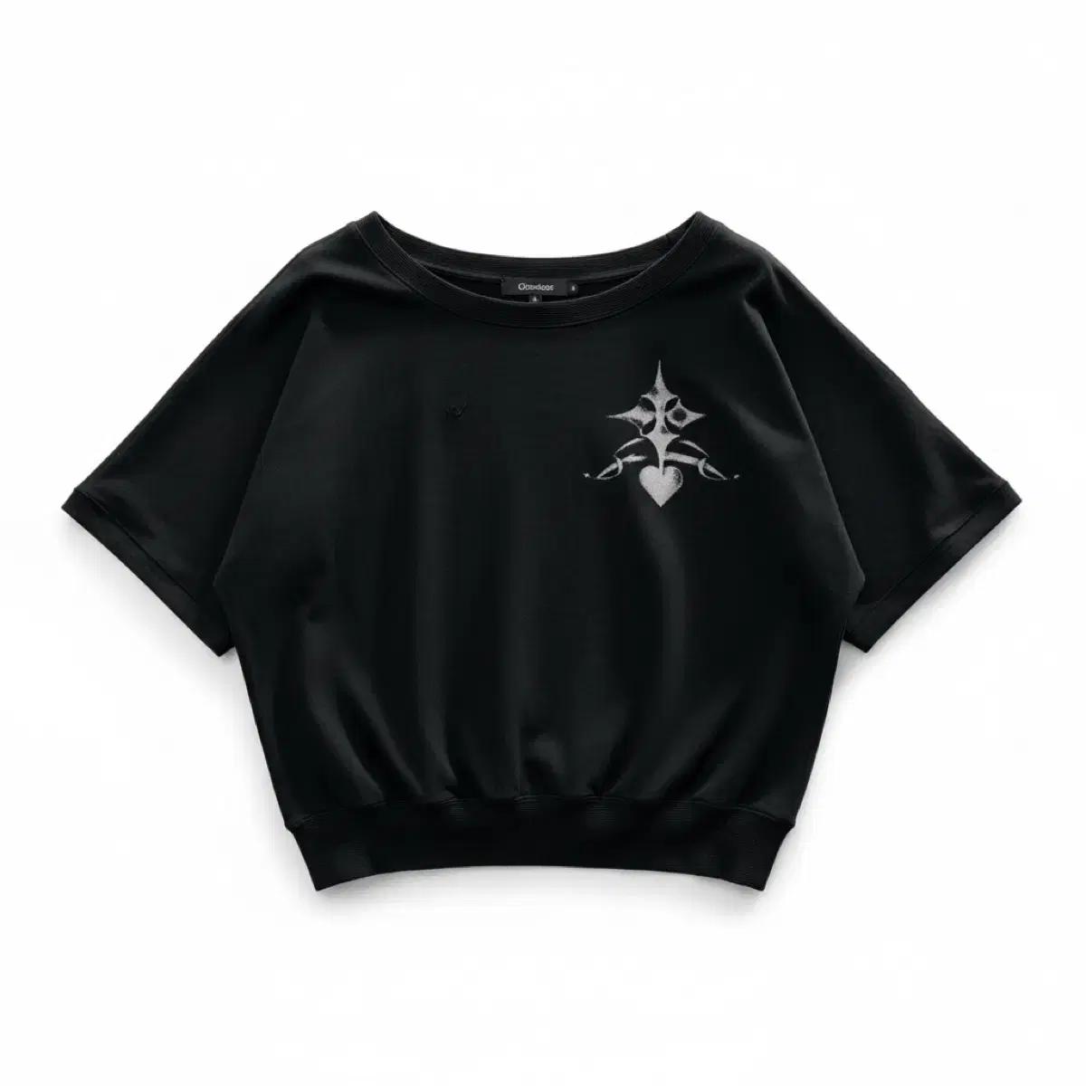 Open yy 오픈와이와이 아이브 안유진 착용 블랙 프린팅 티셔츠