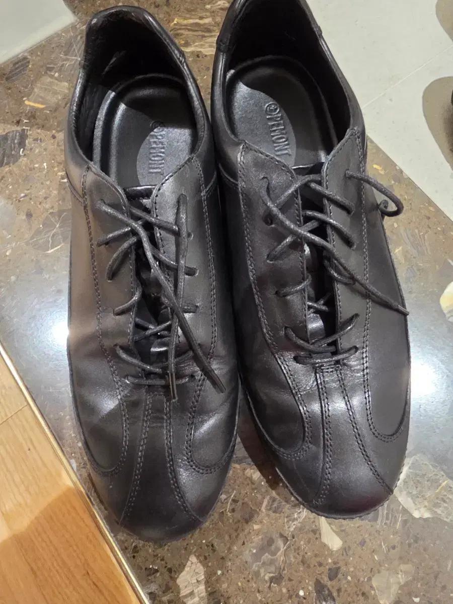 페몬트 드레스 275