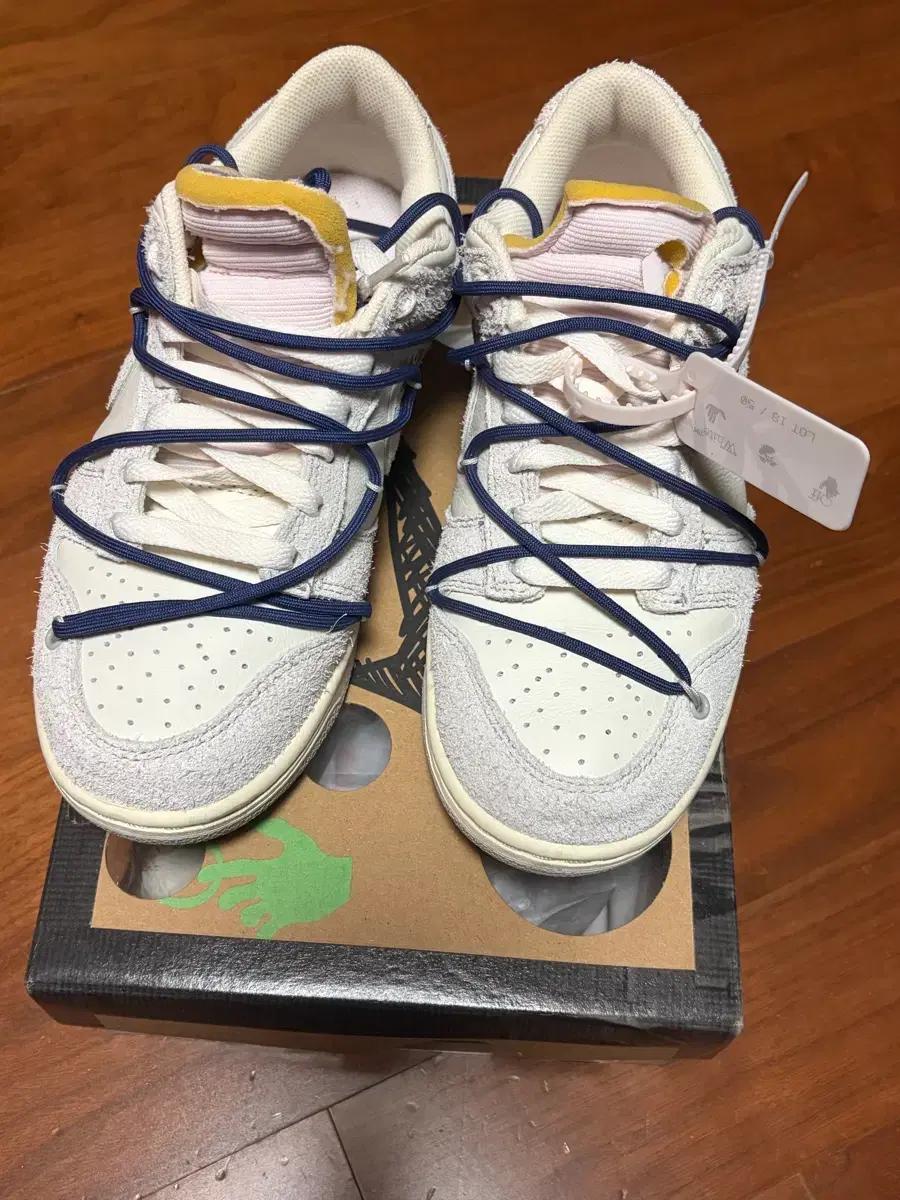 나이키 x 오프화이트 덩크 로우 LOT 18/50 245 황금사이즈