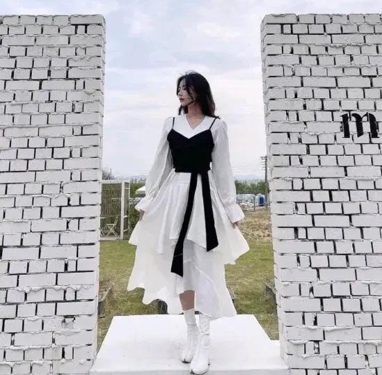 리본 쉬폰 뷔스티에 롱 원피스 세트 판매합니다.