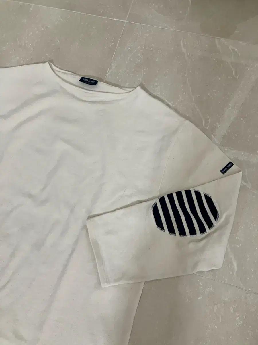 세인트제임스 T8