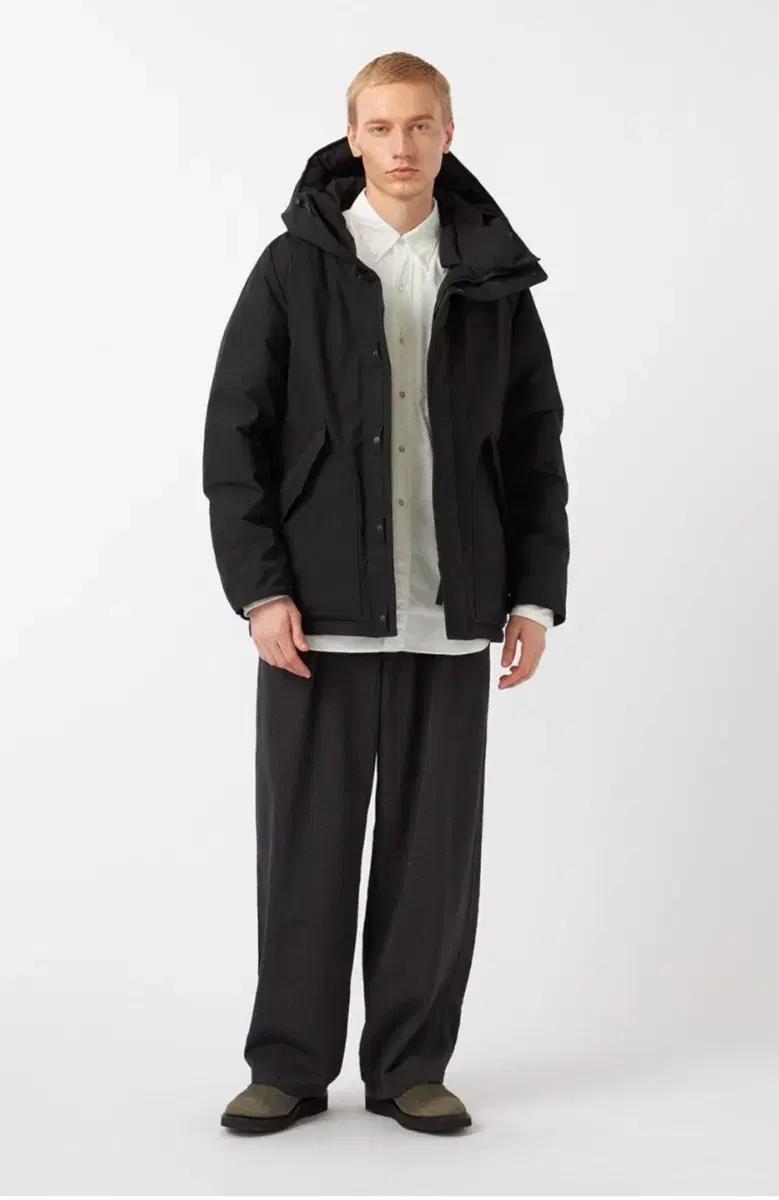 나나미카 25AW 고어텍스 다운코트 L 블랙 새제품